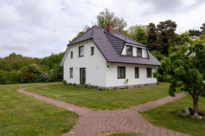 Urlaubs-Appartement am Dorfrand in Wieck Am Darß